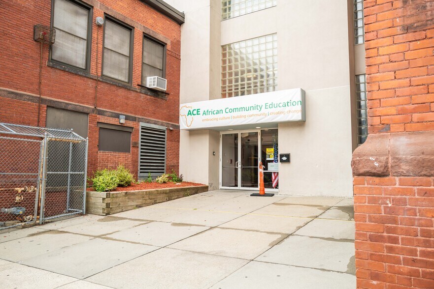 51 Gage St, Worcester, MA à louer - Photo de l’immeuble – Image 2 sur 4