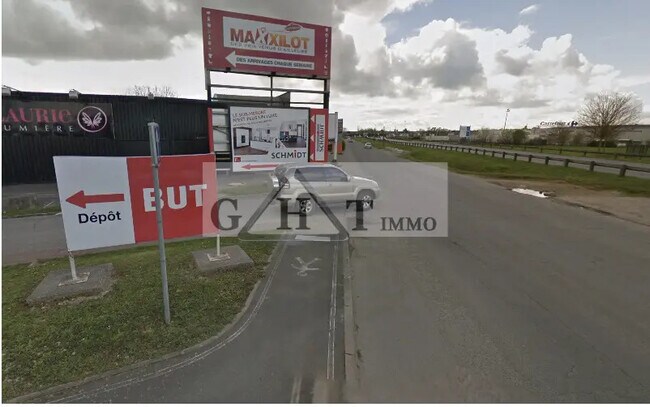 Plus de détails pour Local commercial à louer