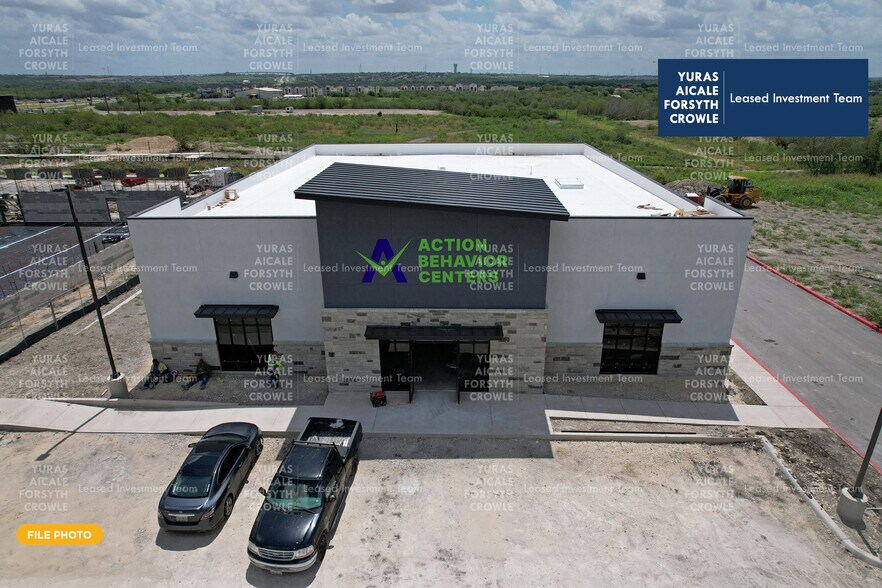 6147 Lakefront St, San Antonio, TX à vendre - Photo principale – Image 1 sur 1