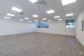 2075 Millburn Ave, Maplewood, NJ à vendre Photo intérieure– Image 2 sur 6