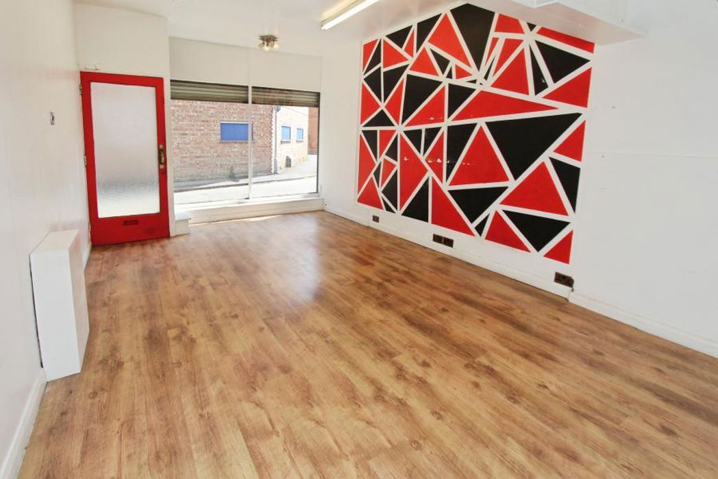 4-12 Gibb St, Nottingham, NTT NG10 1EE - Lot 8A - - Photo intérieure - Image 1 of 13