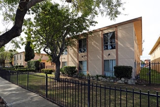 Plus de détails pour 1426 Minnie St, Santa Ana, CA - Logement à vendre
