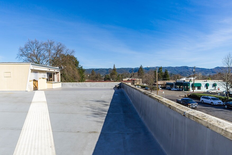 290 Seminary Ave, Ukiah, CA à vendre - Autre – Image 3 sur 19