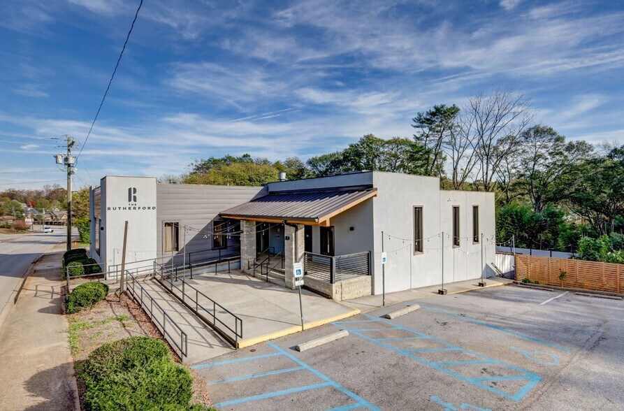 520 Rutherford Rd, Greenville, SC à vendre - Photo de l’immeuble – Image 1 sur 16