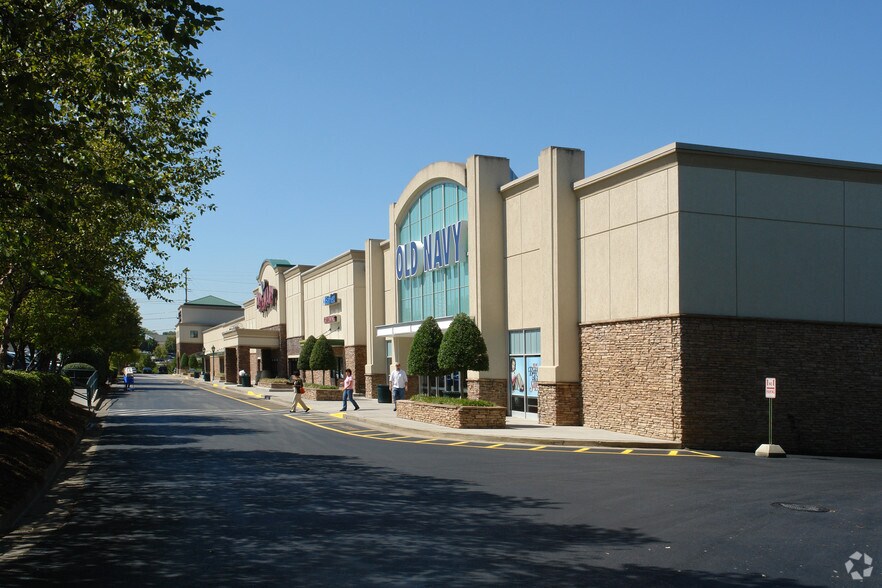 220-224 Morrell Rd, Knoxville, TN à louer - Photo de l’immeuble – Image 2 sur 9
