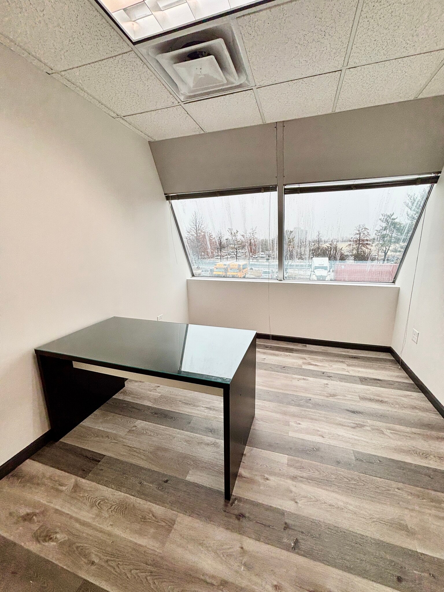 220 Davidson Ave, Somerset, NJ à louer Photo intérieure– Image 1 sur 1