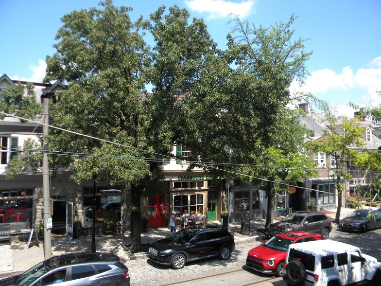 8518 Germantown Ave, Philadelphia, PA à vendre - Photo de l’immeuble – Image 2 sur 11