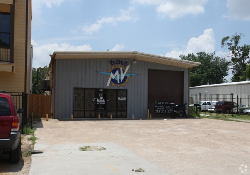 620 W 27th St, Houston, TX à louer - Photo de l’immeuble – Image 2 sur 20