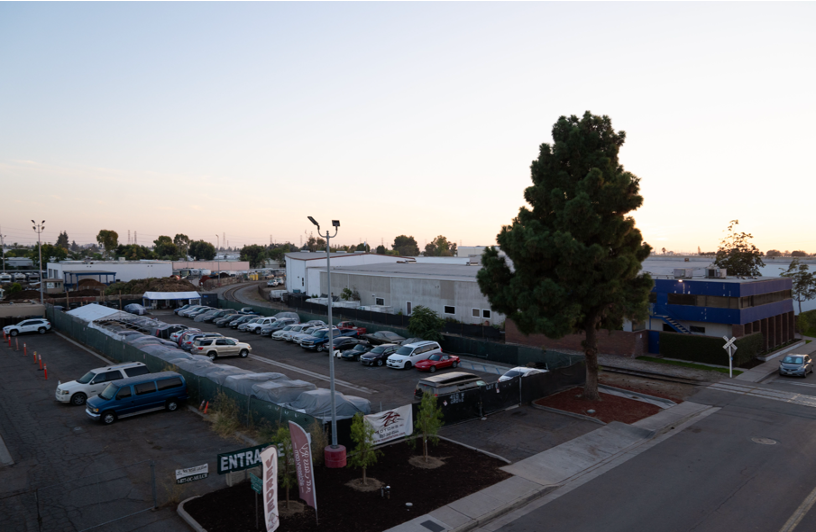 410 W Grove Ave, Orange, CA à louer - Photo de l’immeuble – Image 3 sur 5
