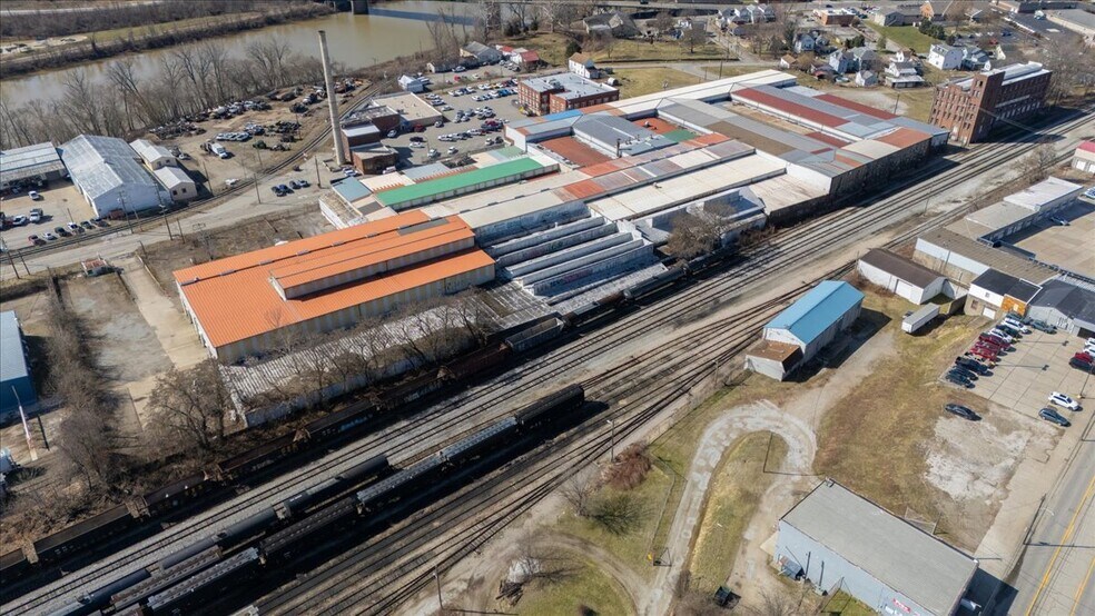 625 Depot St, Parkersburg, WV à vendre - Photo de l’immeuble – Image 2 sur 29