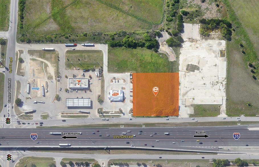 3920 S Interstate 35, San Marcos, TX à vendre - Photo de l’immeuble – Image 2 sur 3