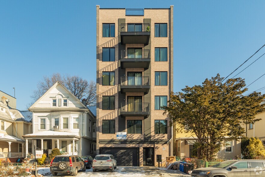 1541 New York Ave, Brooklyn, NY à louer - Photo de l’immeuble – Image 1 sur 14