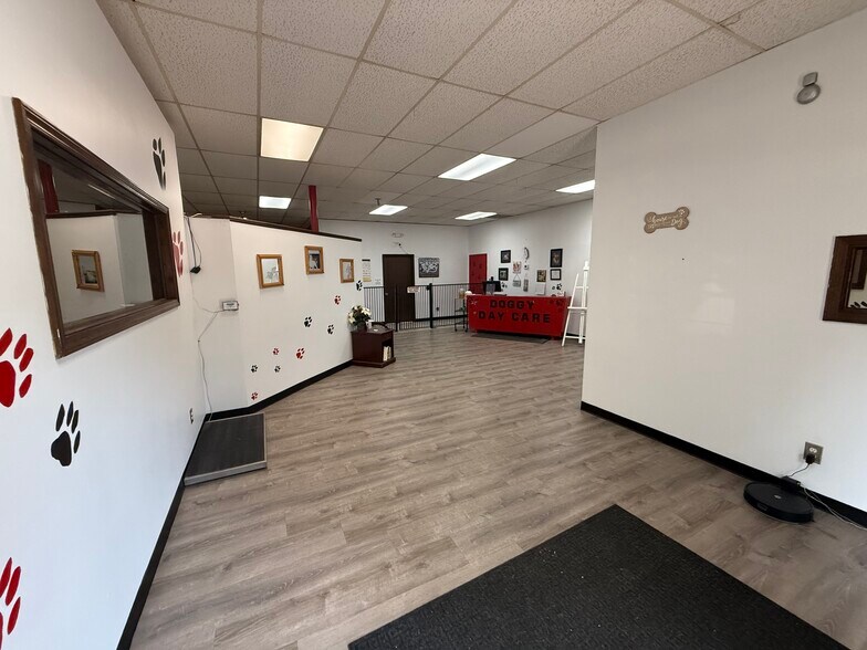 323 N Mathewson St, Wichita, KS à vendre - Photo de l’immeuble – Image 2 sur 7