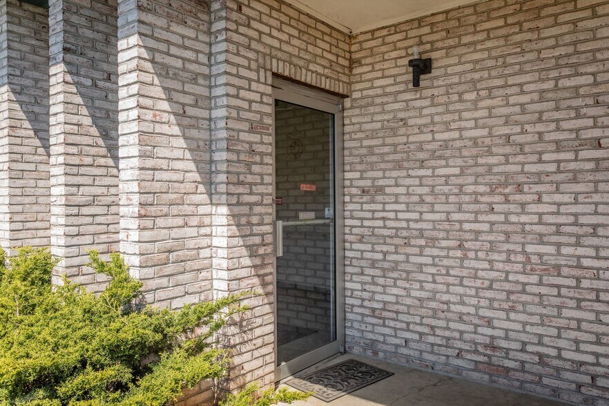 52 Mid Valley Ln, Verona, VA à vendre - Photo de l’immeuble – Image 3 sur 53