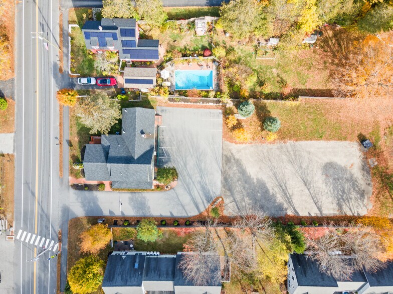 319 Main St, Cumberland, ME à louer - Photo de l’immeuble – Image 3 sur 5