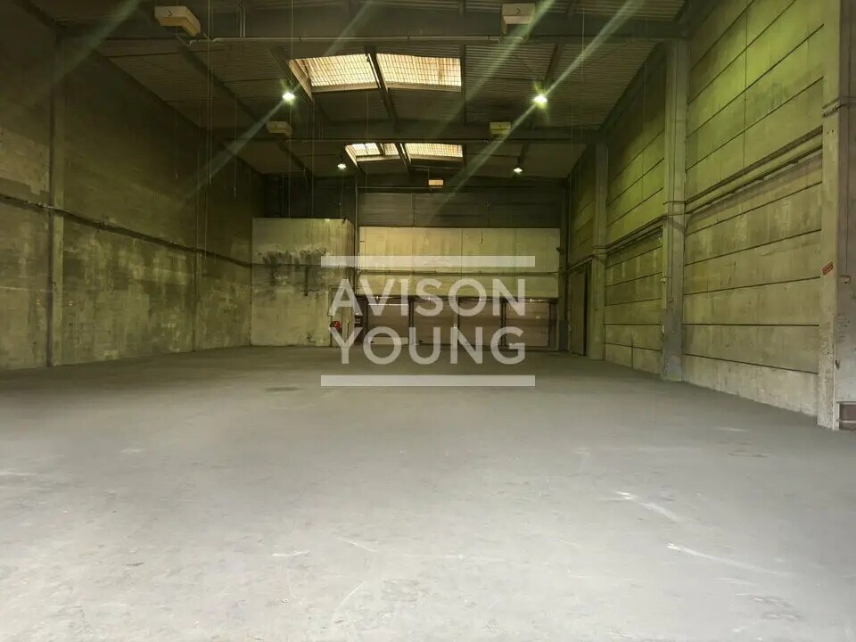 Local d’activités dans Saint-Ouen-sur-Seine à louer Photo intérieure– Image 1 sur 6