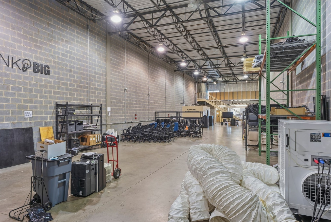 17857-17889 Fraley Blvd, Dumfries, VA 22026 - Lot 6 -  - Photo intérieure - Image 1 of 5