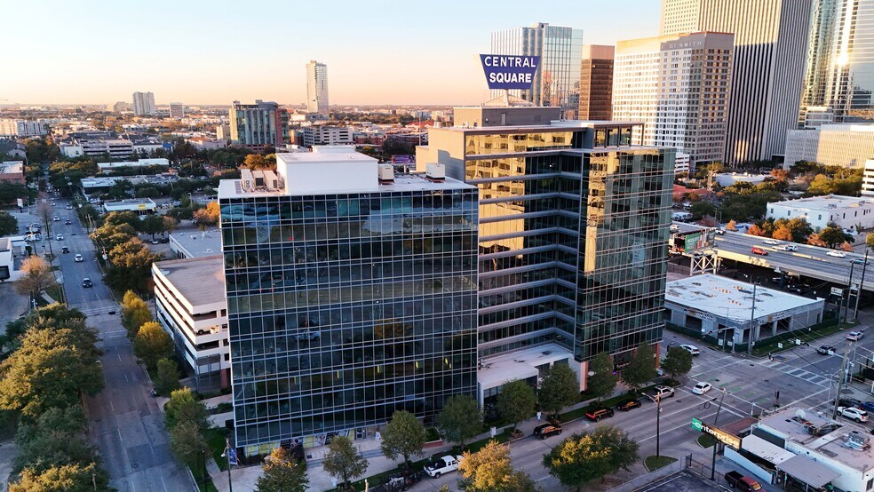 2100 Travis St, Houston, TX à louer - Photo de l’immeuble – Image 2 sur 23