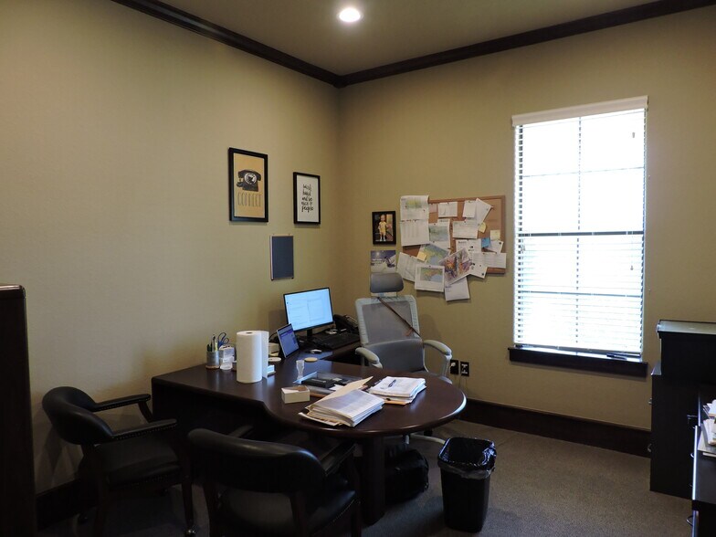 12516 Cutten Rd, Houston, TX à louer - Photo intérieure – Image 2 sur 28