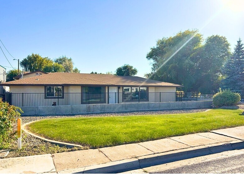 1830 Addison Ave E, Twin Falls, ID à vendre - Photo de l’immeuble – Image 2 sur 26