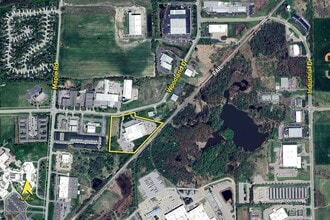 960 Woodland Dr, Saline, MI - Vue aérienne vue de carte