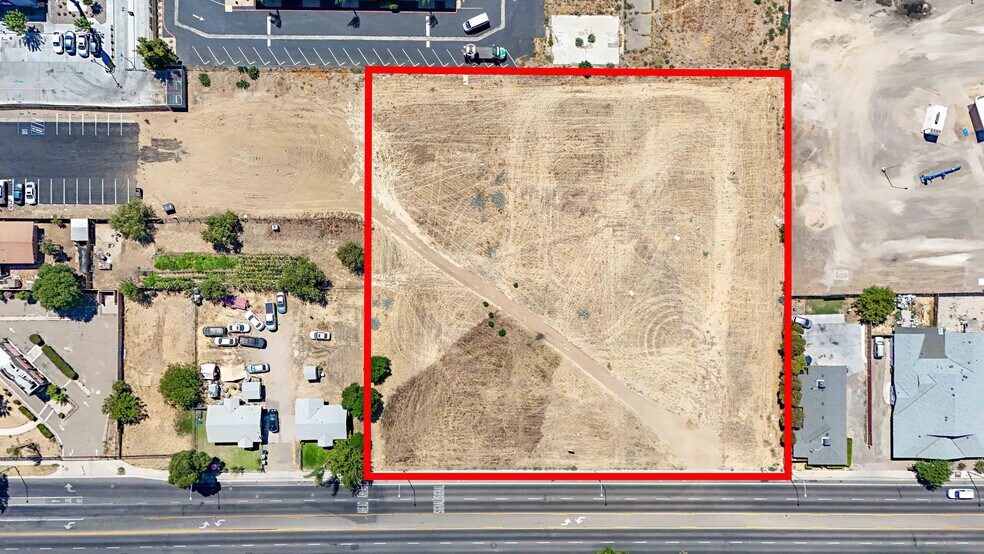 125 N Parsons Ave, Merced, CA à vendre - Photo de l’immeuble – Image 2 sur 53