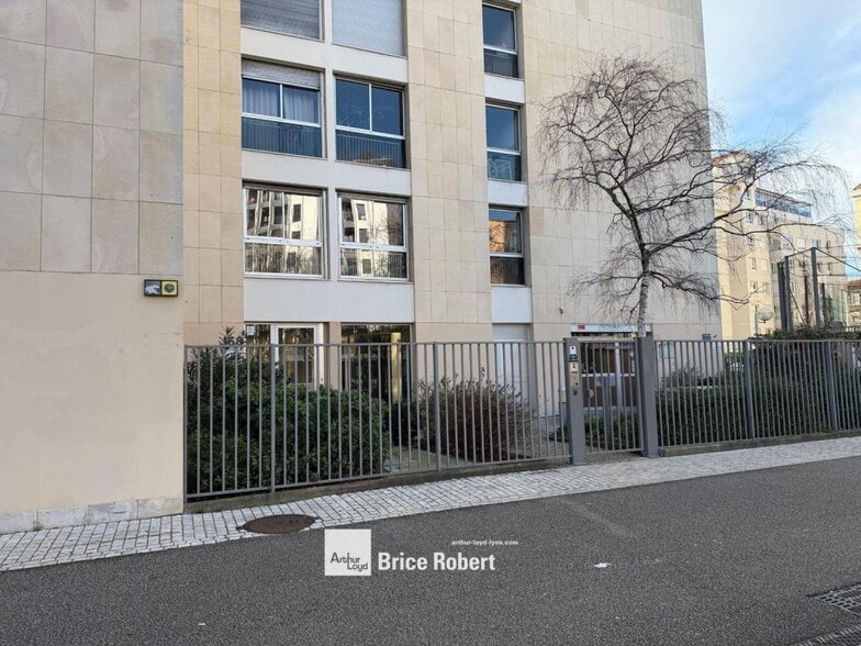 168 Boulevard De La Croix-Rousse, Lyon à louer - Photo de l’immeuble – Image 1 sur 5