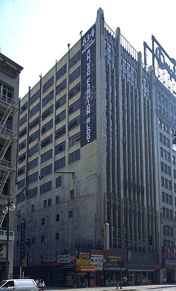 830-834 S Broadway, Los Angeles, CA à louer - Photo de l’immeuble – Image 2 sur 15