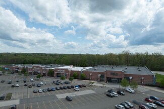Plus de détails pour 7555-7705 Market Place Dr, Aurora, OH - Local commercial à vendre