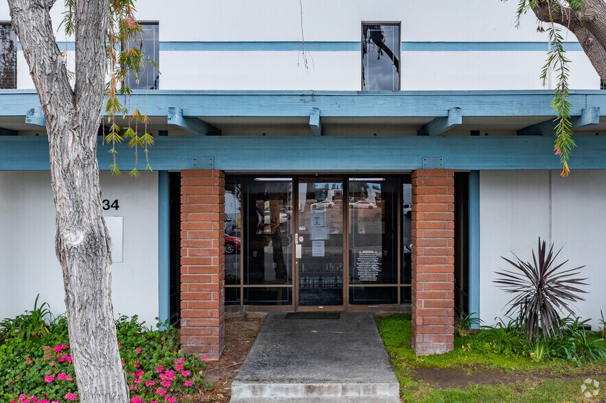 13834-13842 Bettencourt St, Cerritos, CA à louer - Photo de l’immeuble – Image 2 sur 4