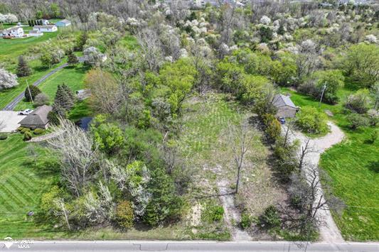 3353 S Center Rd, Burton, MI à vendre - Photo de l’immeuble – Image 1 sur 23