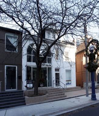 Plus de détails pour 84 Scollard St, Toronto, ON - Local commercial à louer