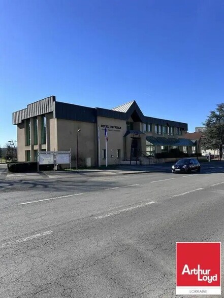 Local commercial dans Maizières-lès-Metz à louer - Photo de l’immeuble – Image 2 sur 10