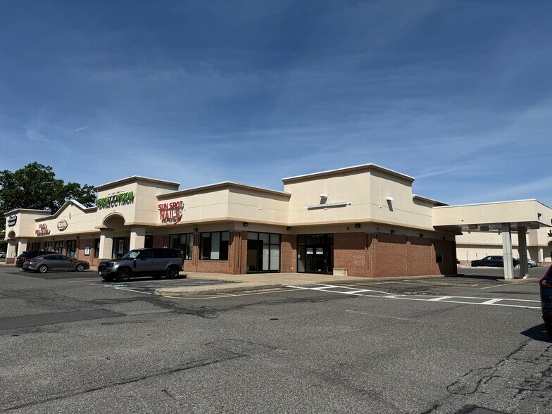 1320 Stony Brook Rd, Stony Brook, NY à louer - Photo de l’immeuble – Image 3 sur 48