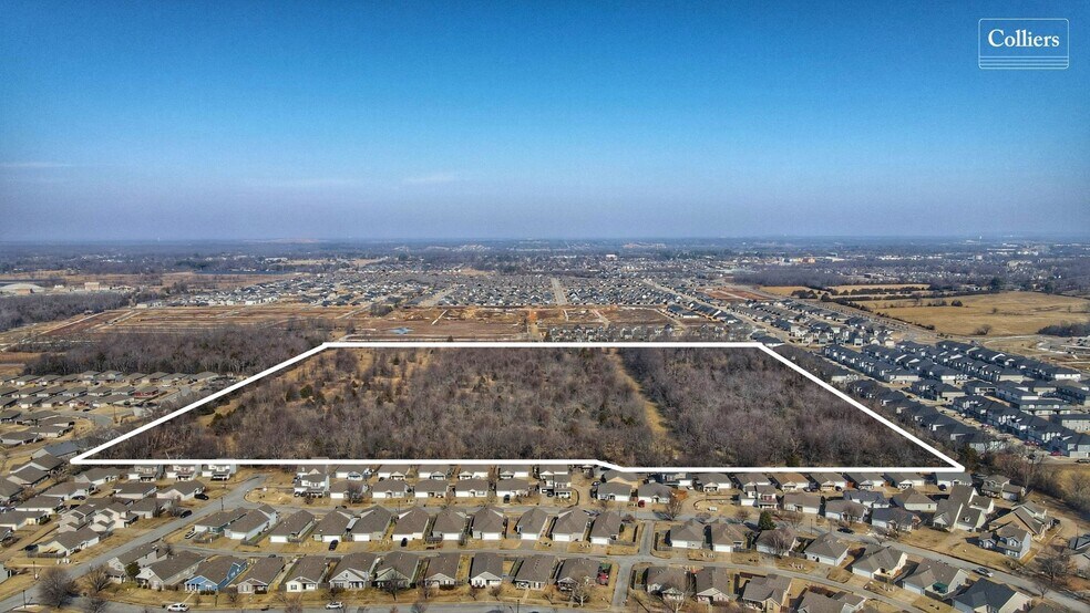 S Goodsell Lane, Fayetteville, AR à vendre - Photo de l’immeuble – Image 2 sur 5