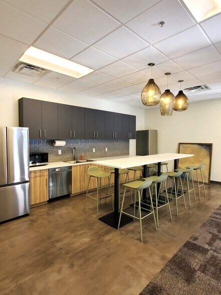 523 Park Point Dr, Golden, CO à louer - Photo intérieure – Image 3 sur 27