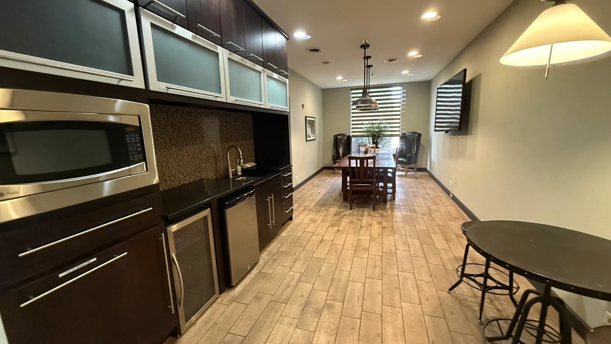155 Revere Dr, Northbrook, IL à louer Photo intérieure– Image 1 sur 8