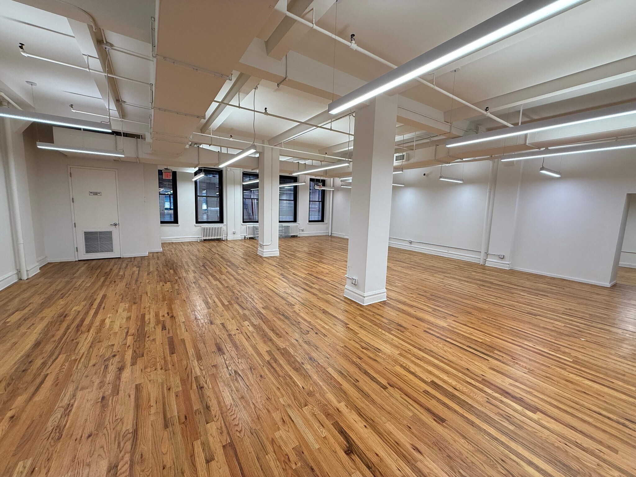 149 W 36th St, New York, NY à louer Photo intérieure– Image 1 sur 6