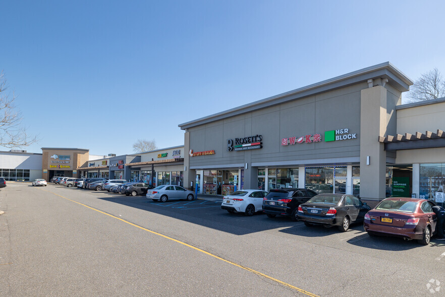 900-944 Carmans Rd, Massapequa, NY à louer - Photo de l’immeuble – Image 2 sur 26