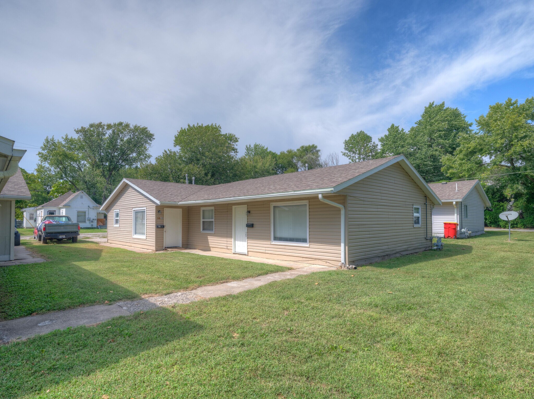 1910 J F Kennedy St, Pittsburg, KS à vendre Photo principale– Image 1 sur 1