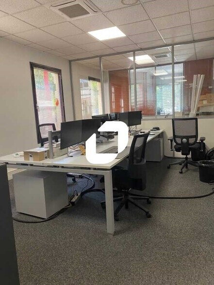 Bureau dans Gennevilliers à vendre - Photo intérieure – Image 3 sur 4