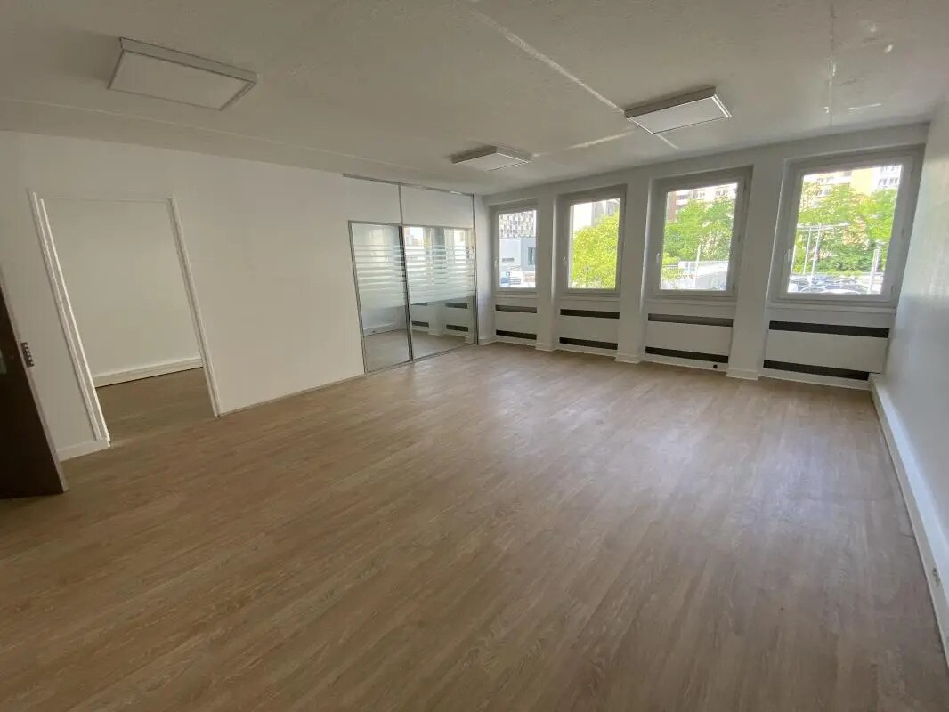 Bureau dans Créteil à louer Photo de l’immeuble– Image 1 sur 6