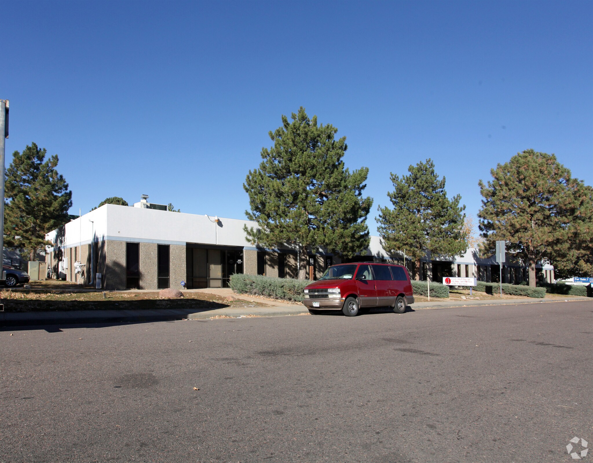 4775 Paris St, Denver, CO à vendre Photo principale– Image 1 sur 11