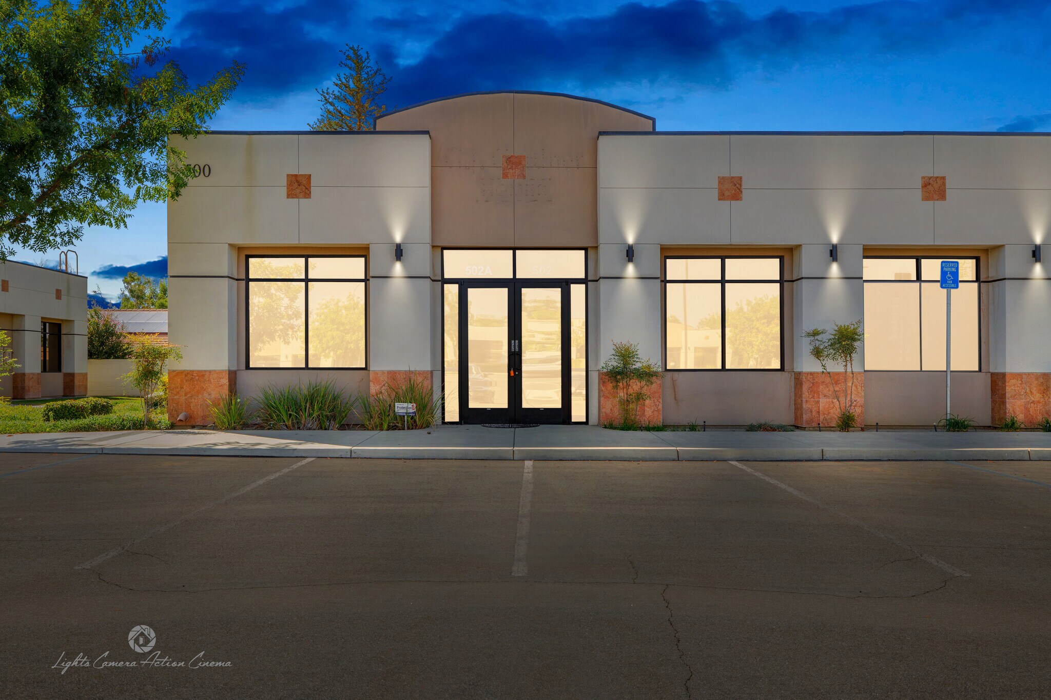 3409 Calloway Dr, Bakersfield, CA à vendre Photo principale– Image 1 sur 8