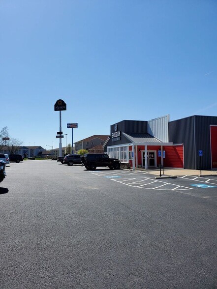 200 Commerce Dr, Elizabethtown, KY à vendre - Photo de l’immeuble – Image 2 sur 33