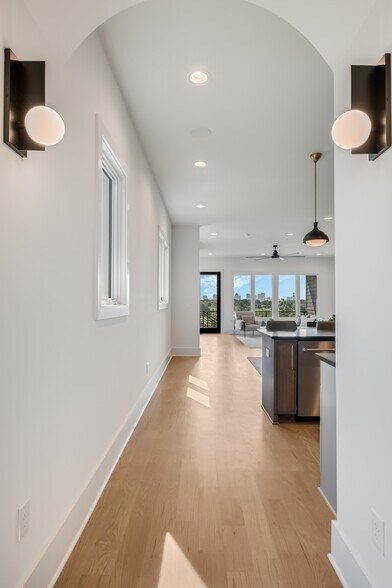 2118 C-D Cliff dr, Nashville, TN à vendre - Photo de l’immeuble – Image 3 sur 78