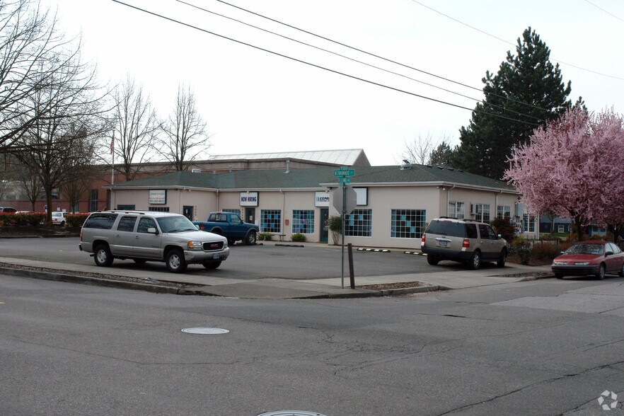 8436-8448 N Ivanhoe St, Portland, OR à louer - Photo de l’immeuble – Image 3 sur 12