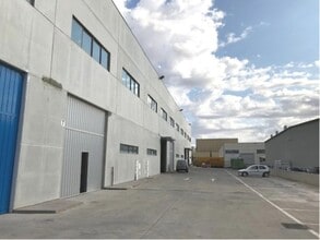 Industriel/Logistique dans Alcalá de Henares, Madrid à louer Photo intérieure– Image 1 sur 7