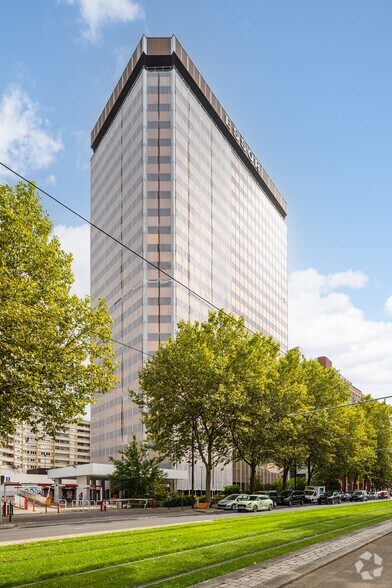Bureau dans Pantin à vendre - Photo de l’immeuble – Image 2 sur 4