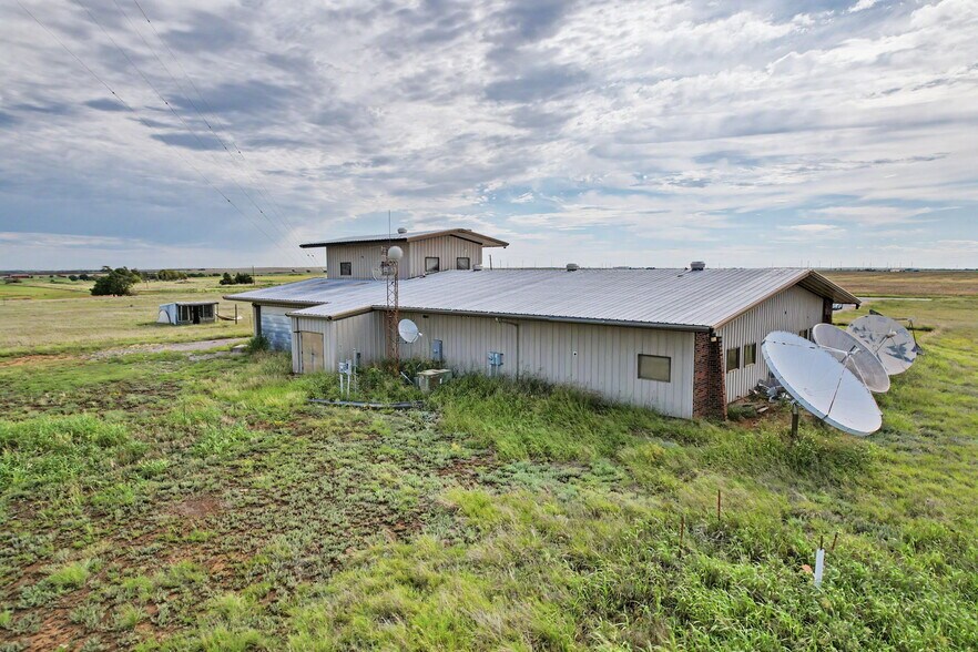 1515 N Broadway, Hobart, OK à vendre - Photo de l’immeuble – Image 3 sur 24
